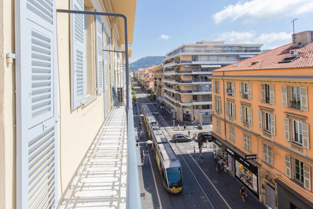 Odeon Appartement Niza Exterior foto